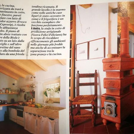 Cottage La Casa Del Pittore Reggimonti Екстер'єр фото