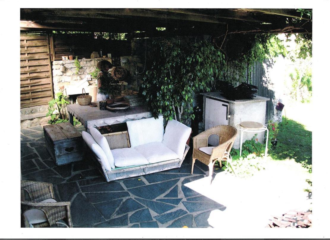 Cottage La Casa Del Pittore Reggimonti Екстер'єр фото