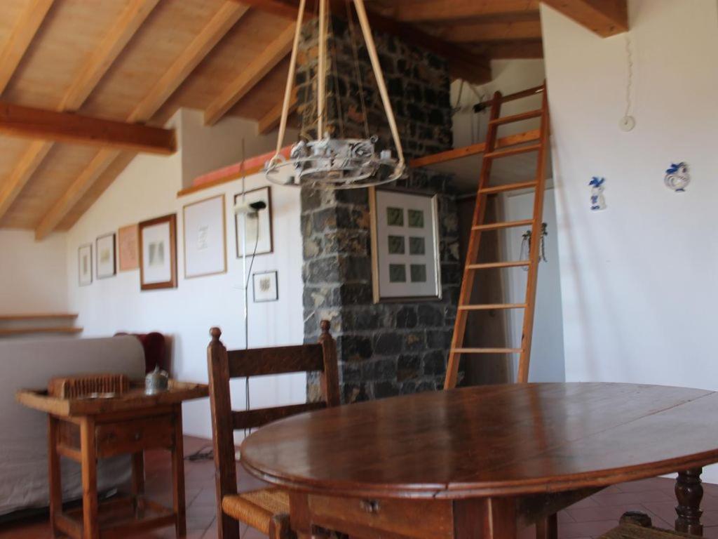 Cottage La Casa Del Pittore Reggimonti Екстер'єр фото