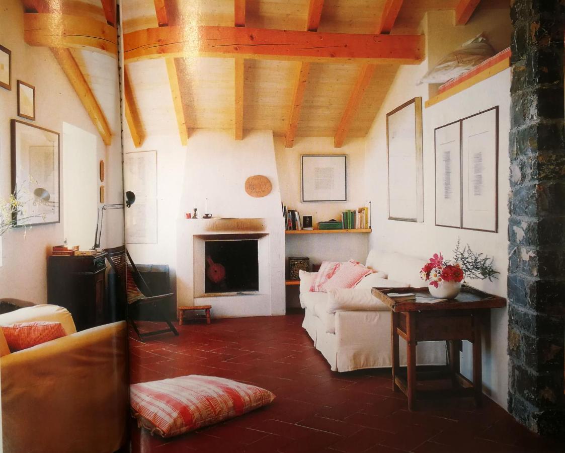 Cottage La Casa Del Pittore Reggimonti Екстер'єр фото