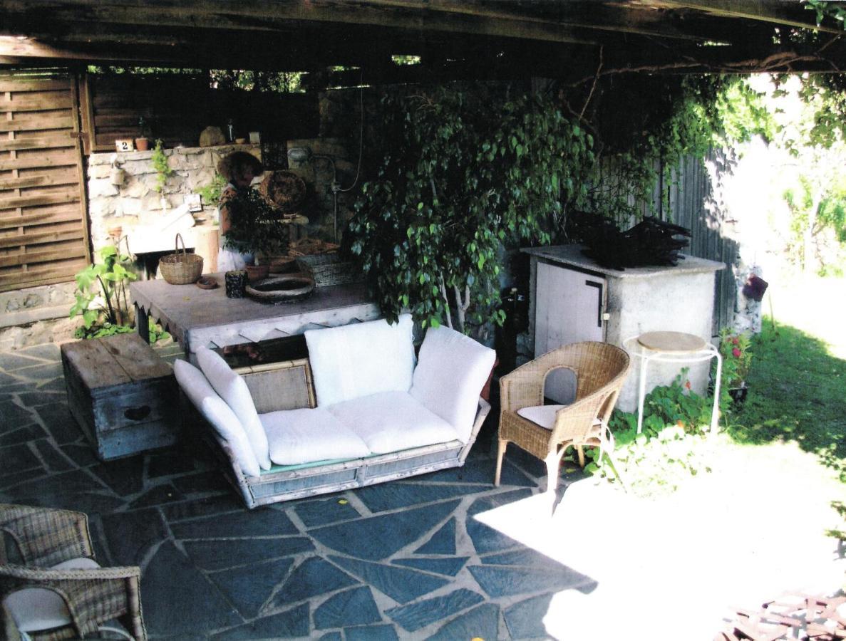 Cottage La Casa Del Pittore Reggimonti Екстер'єр фото