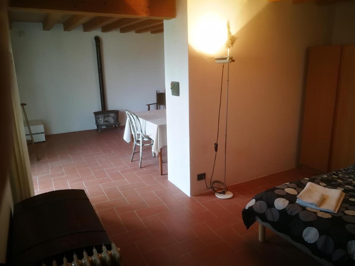 Cottage La Casa Del Pittore Reggimonti Екстер'єр фото